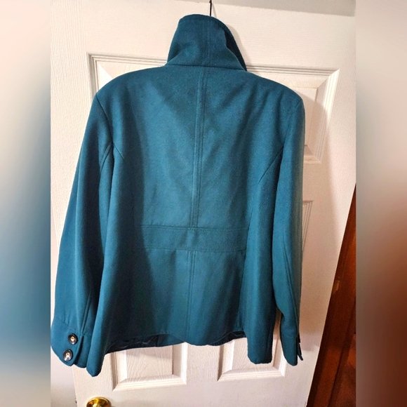 Women's George size Large Pea Coat - Picture 2 of 3